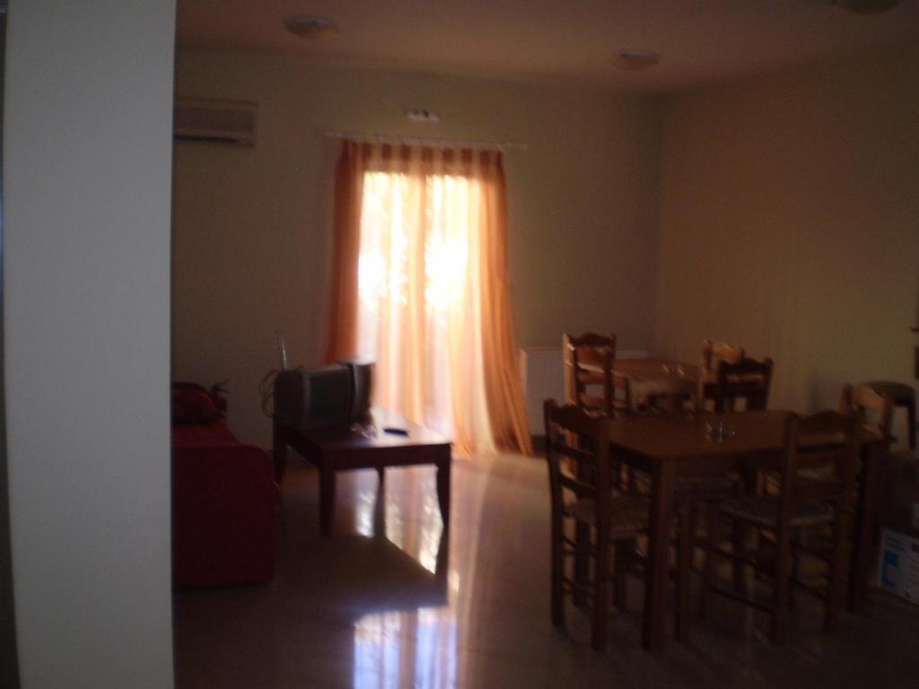Evangelia Agia Efimia Buitenkant foto